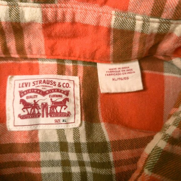 Levis Womens Plaid Pearl Snap Shirt XL Long Sleeve Pockets Relaxed Western - Picture 4 of 5